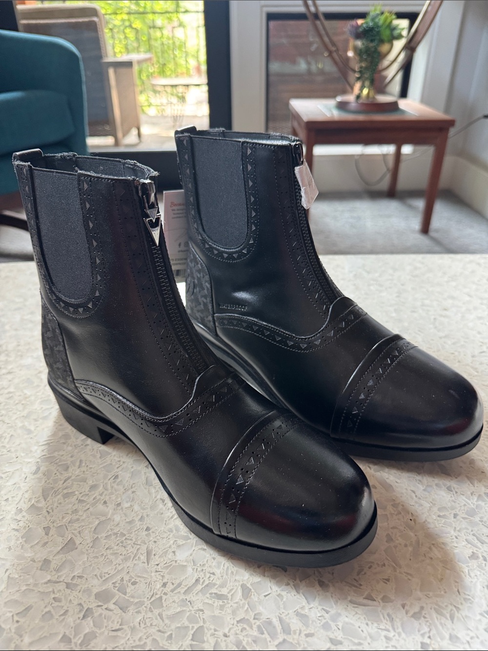 Kerrits Black Leather Women's Zip Front Riding Boots